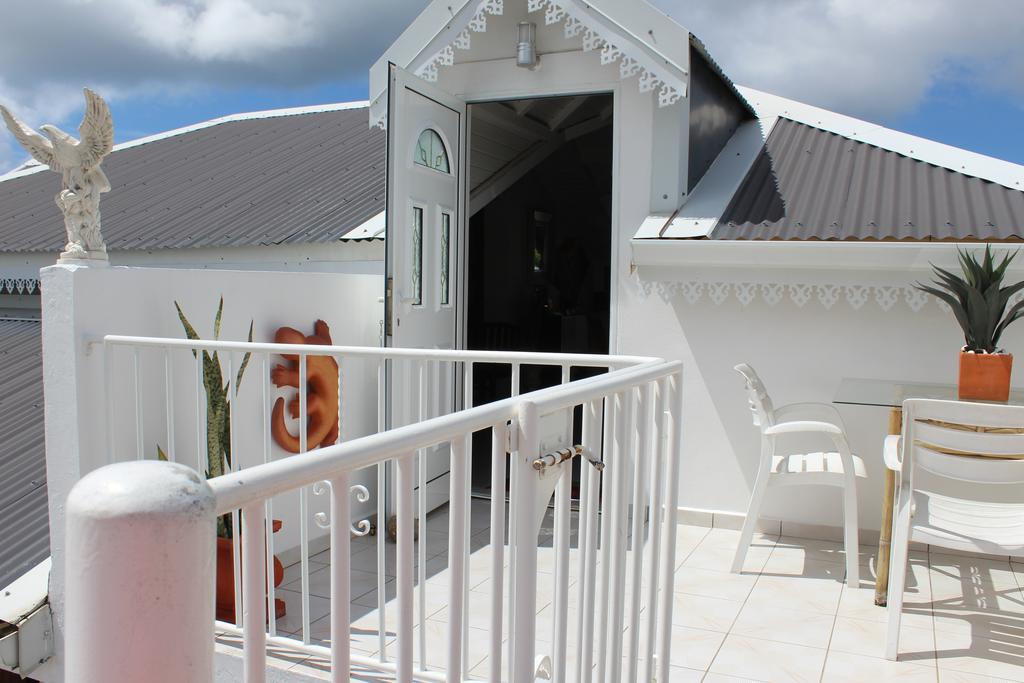 Coco Land Apartment Sainte-Anne  Bagian luar foto